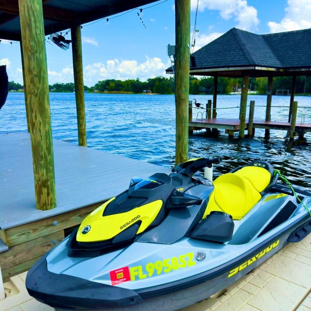 Photograph of Dockside Oasis & Private Beach - Hot Tub - Jet Ski