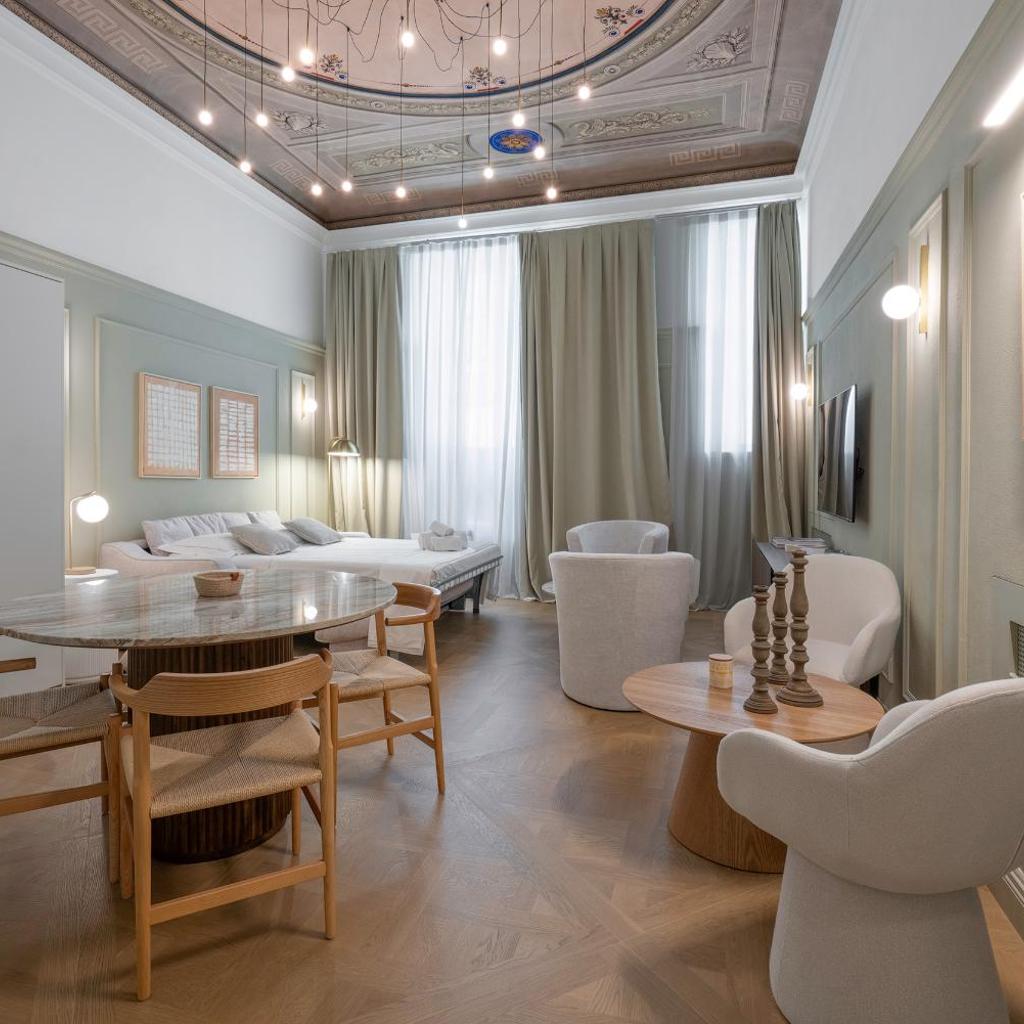 Photograph of Elegant Apartments Near The Duomo