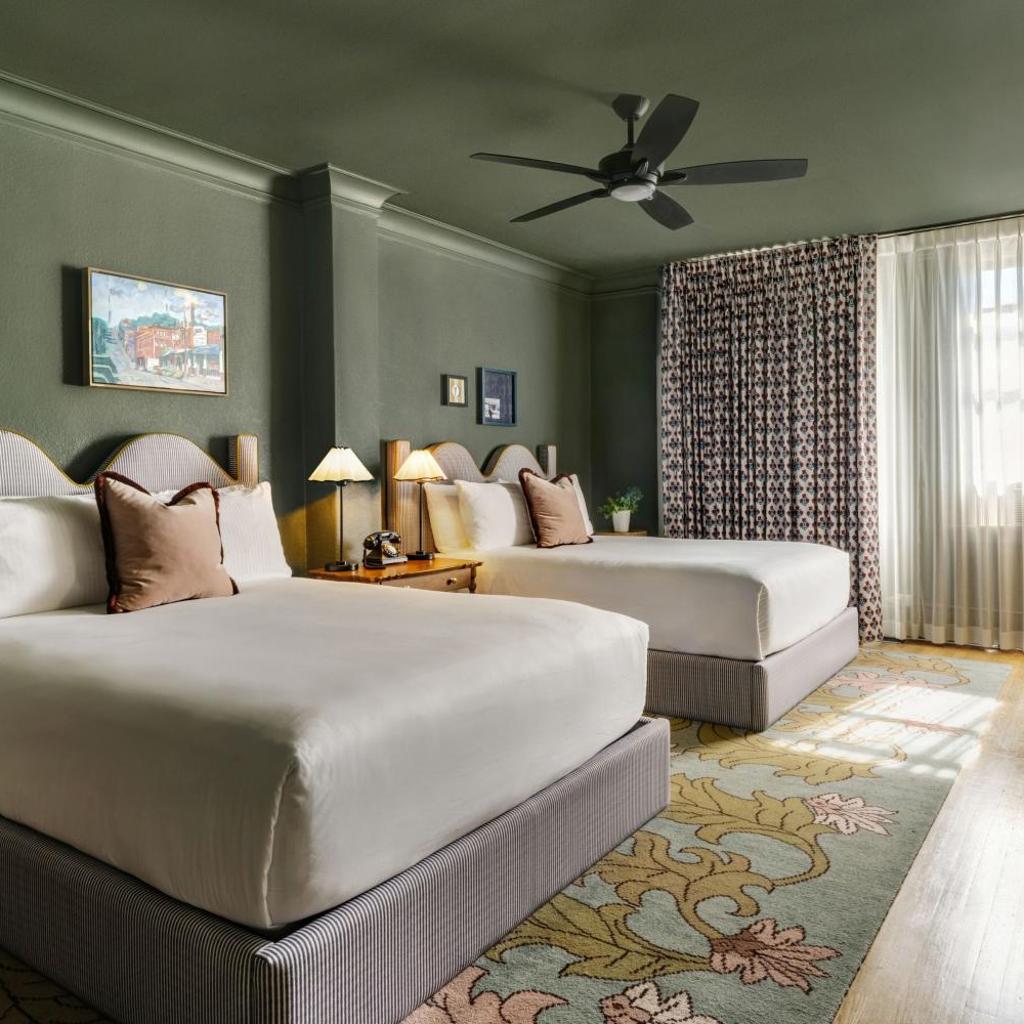 Photograph of MarQueen Hotel - NEWLY RENOVATED