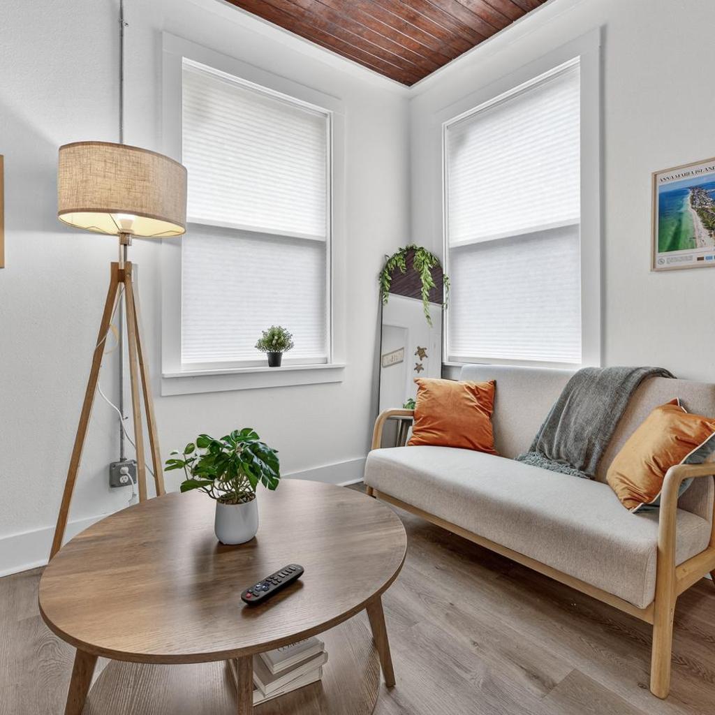 Photograph of Unit 1 Pensacola Cozy Studio