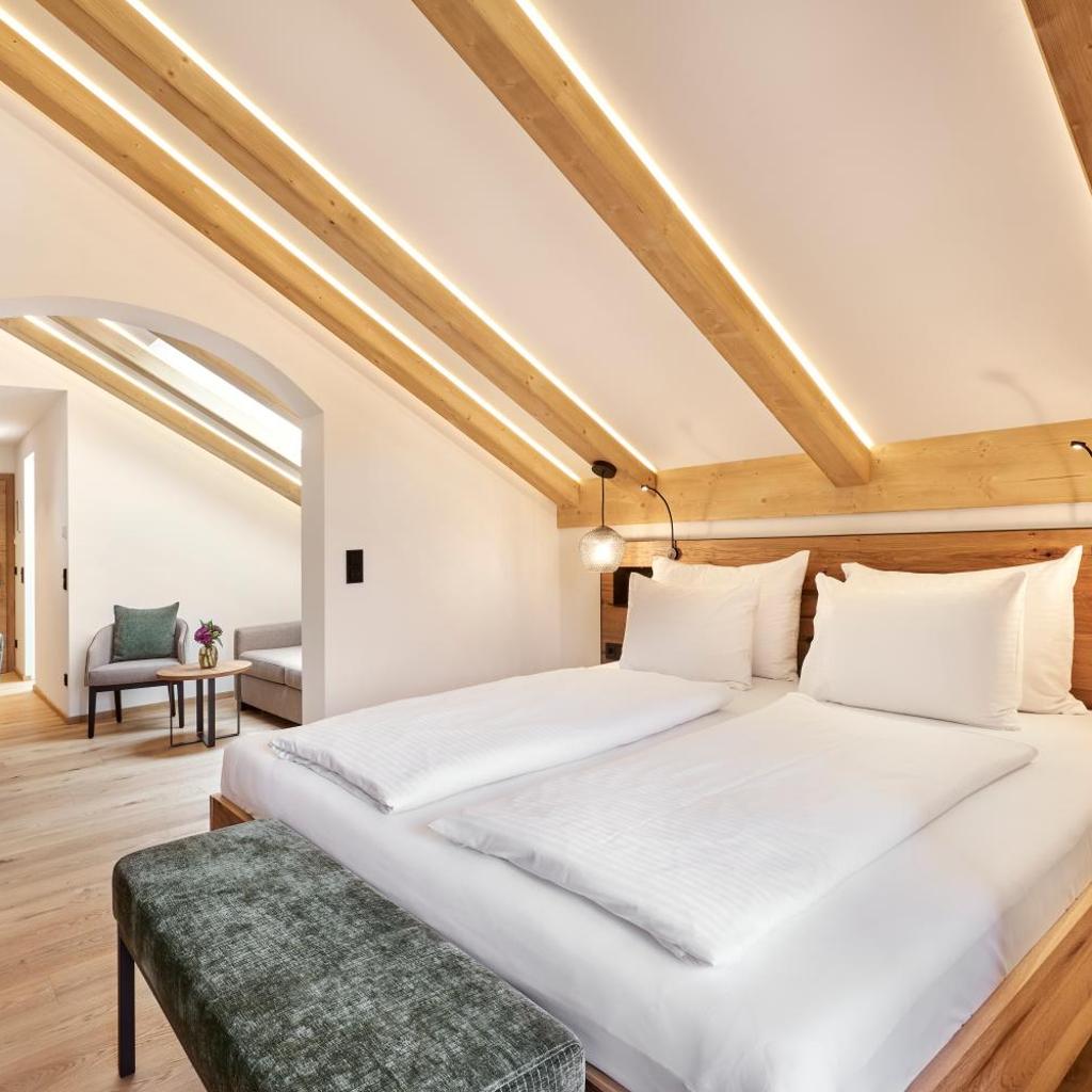 Hotel Gsteig — 