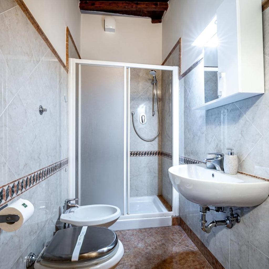Photograph of Modern Suite in Florence
