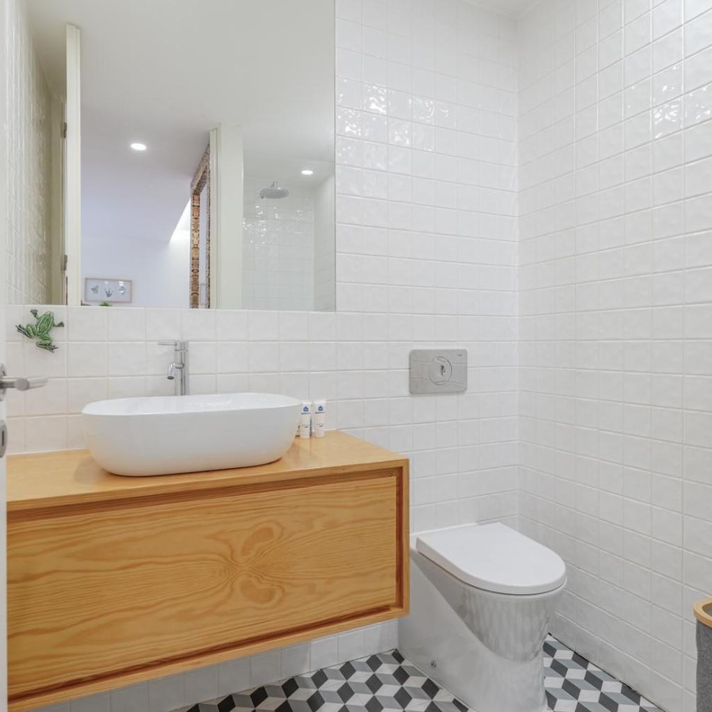 Photograph of Lovely & Centre Flat with Terrace by HostWise