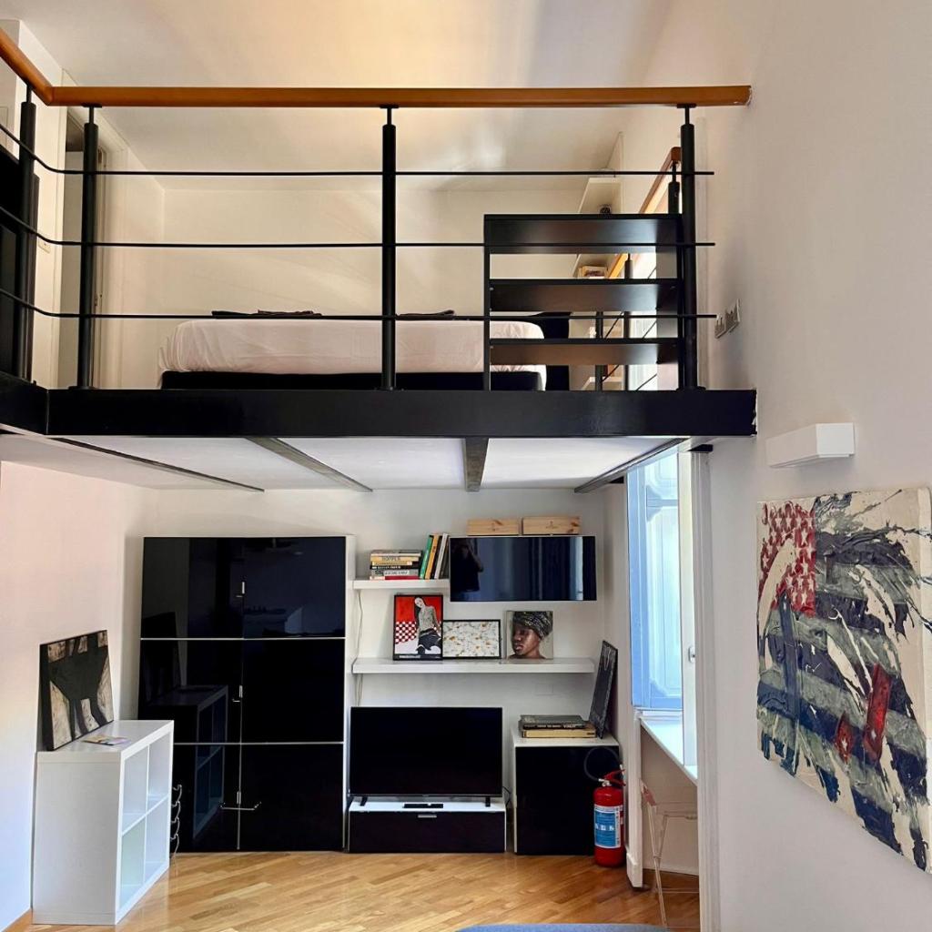 Photograph of Bright Stylish loft in the heart of Brera