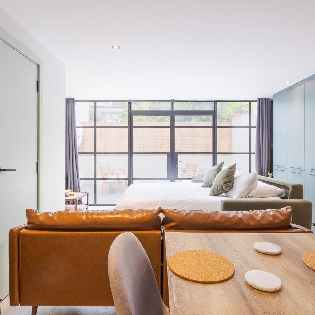 Photograph of Hackney 1 Bed Garden Flat