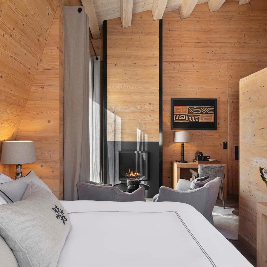 Unique Hotel Post — 