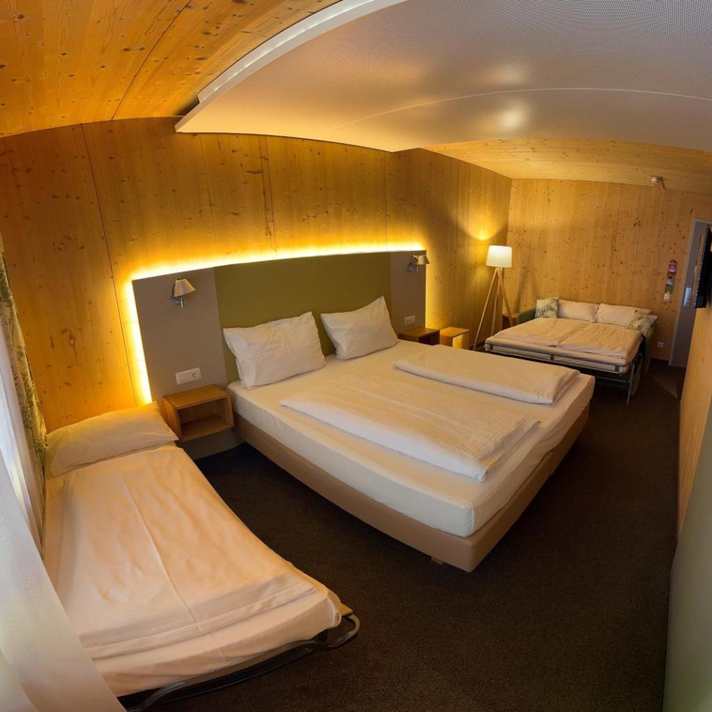 Ökohotel aus Holz Alea Eco — 