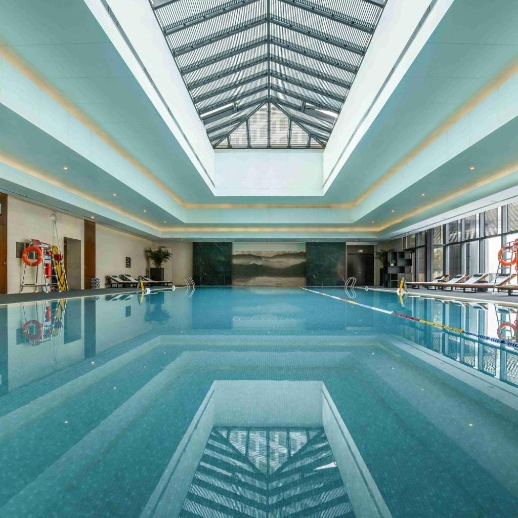Jinling Hotel — 