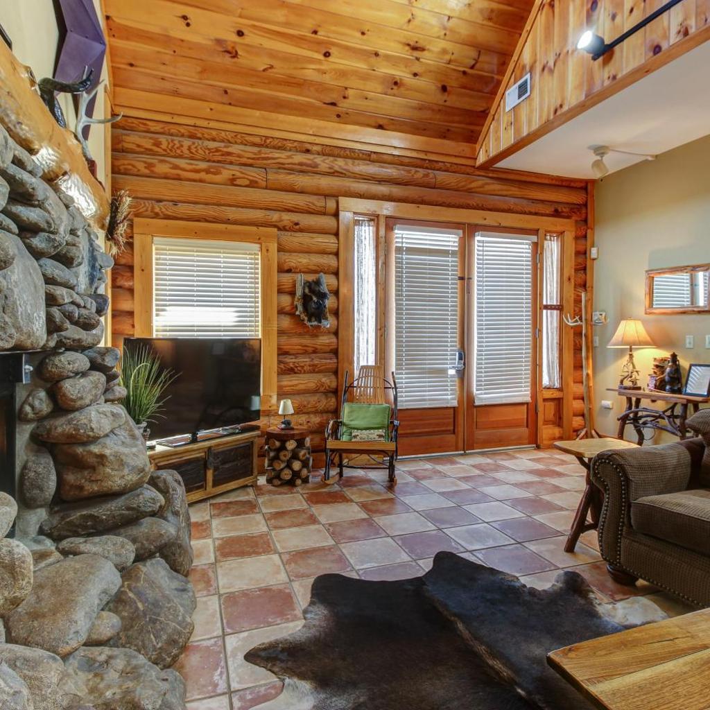 Photograph of Near Dtwn Pigeon Forge! Multi-Level Cabin w/ Pool