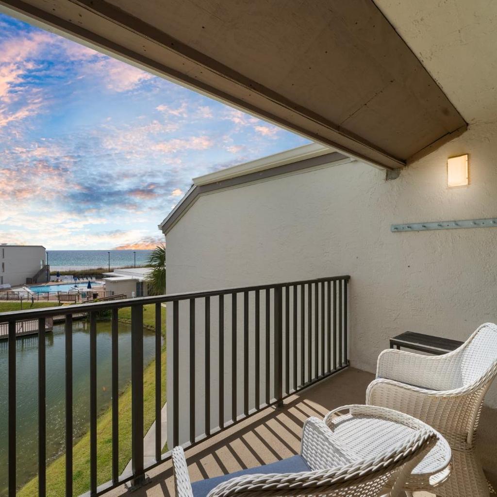 Photograph of 4BR Resort Home Ocean Views Sounds