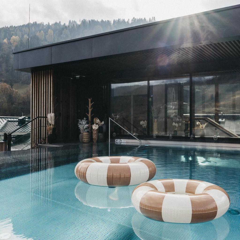 JOHANN Schladming — 