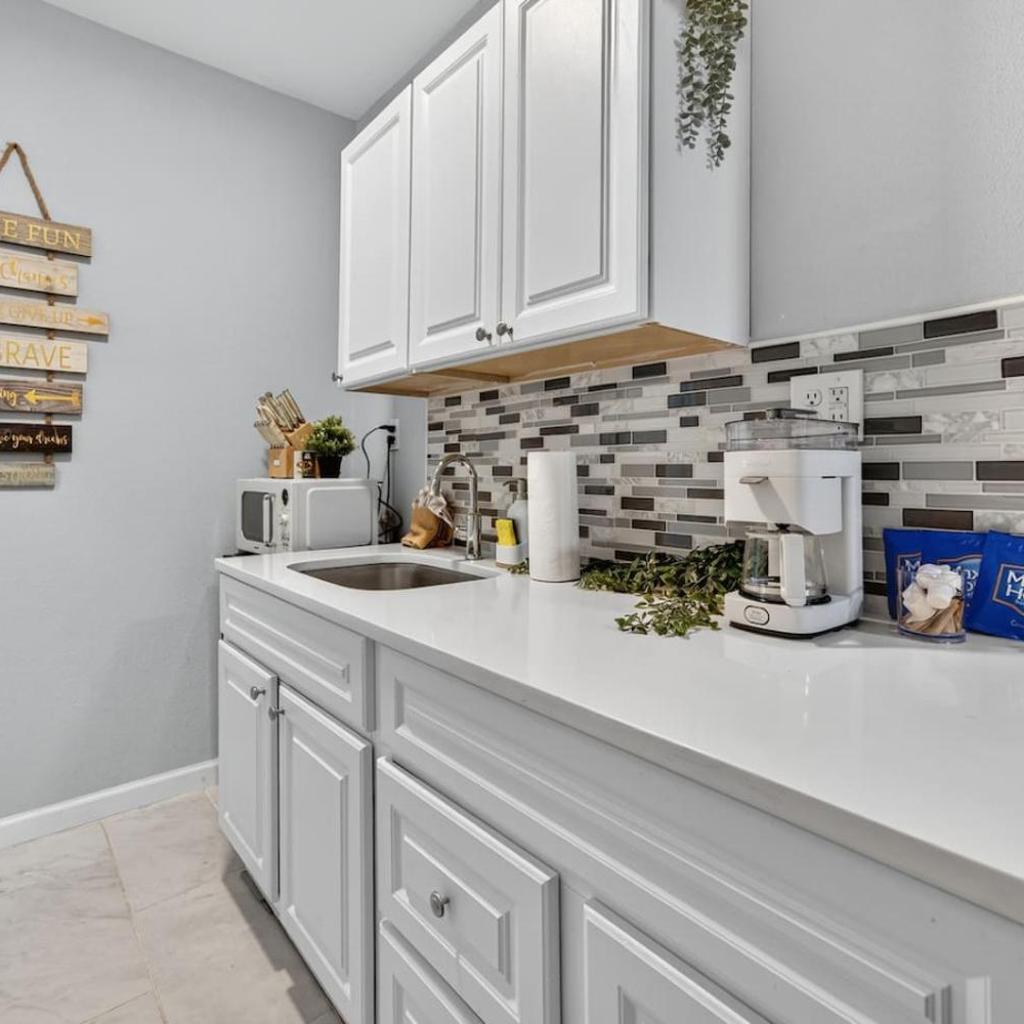 Photograph of Unit 12 Simple Comfy Tiny Pensacola Studio