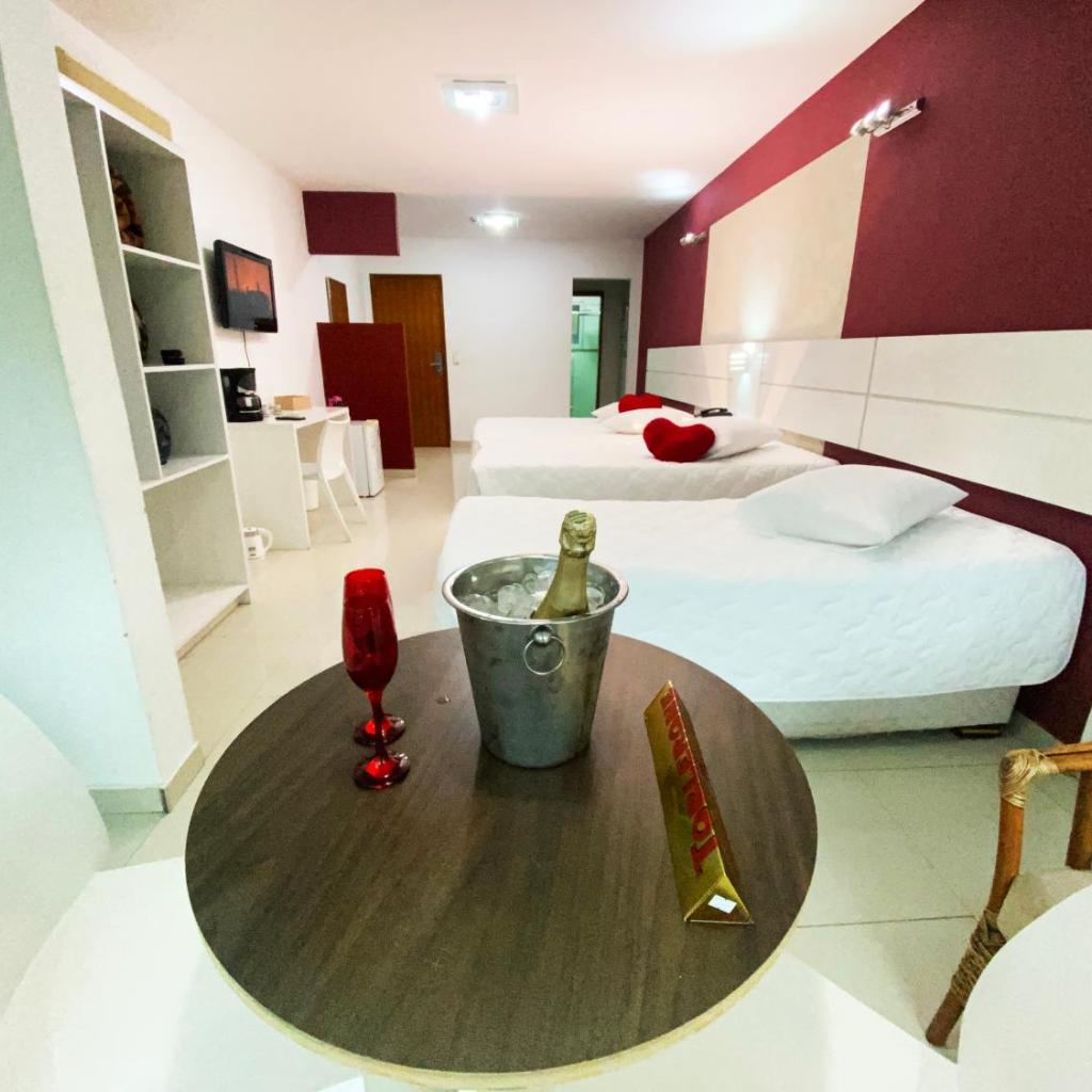 Emirates Hotel & Suites — foto 12