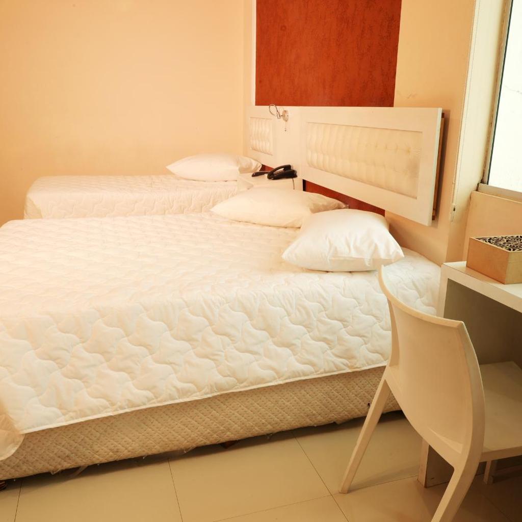 Emirates Hotel & Suites — foto 4