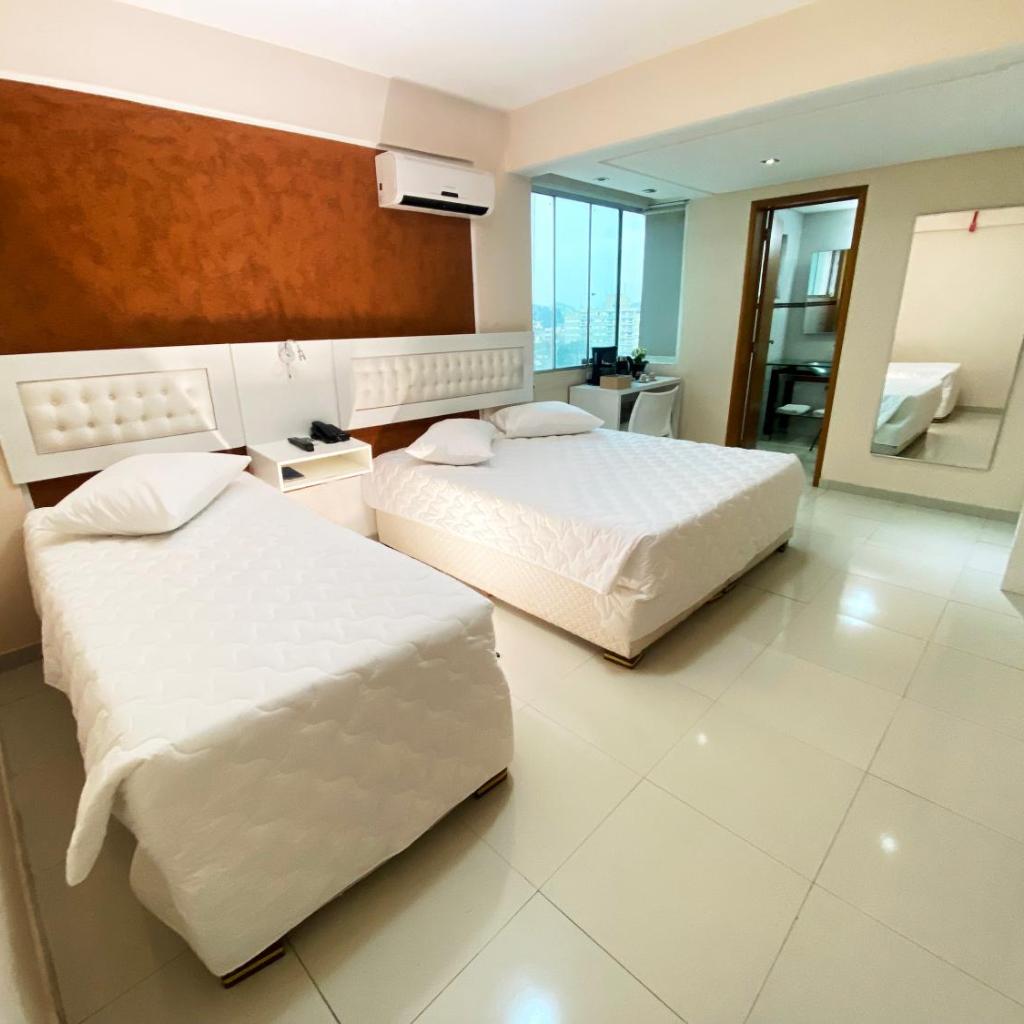 Emirates Hotel & Suites — foto 7