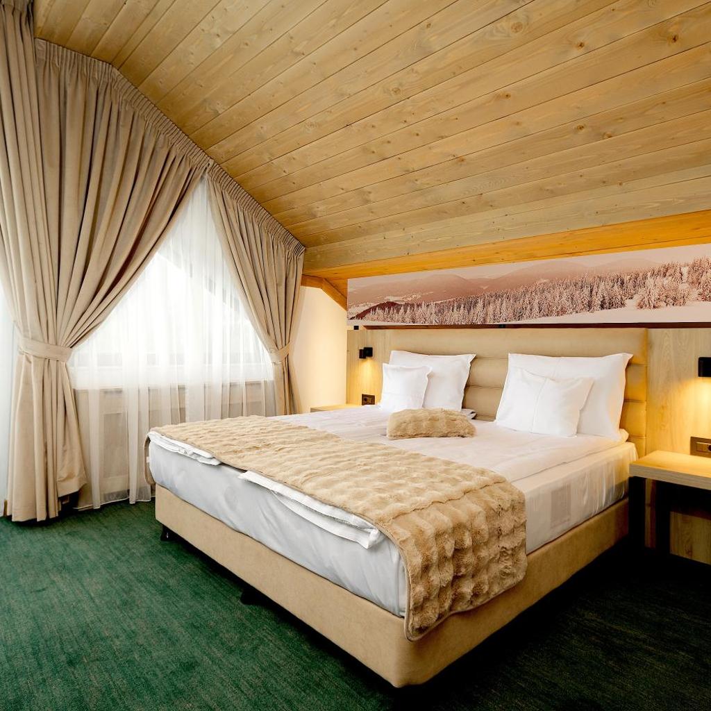 Hotel Regal — 
