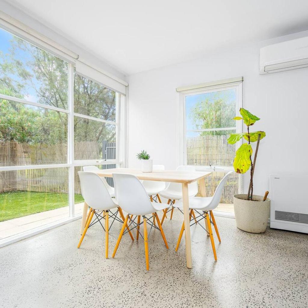 Photograph of Leafy 3BR Kensington Escape with Park Views and Parking