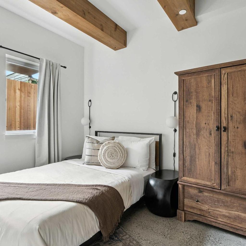 Photograph of 5BR at The Adelynn - Luxury Build - Walk to All