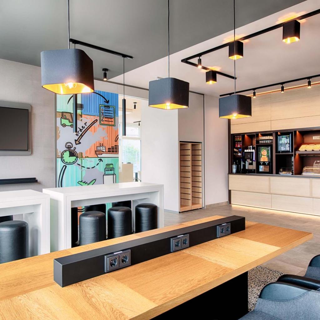Photograph of B&B Hotel Stuttgart-Neckarhafen