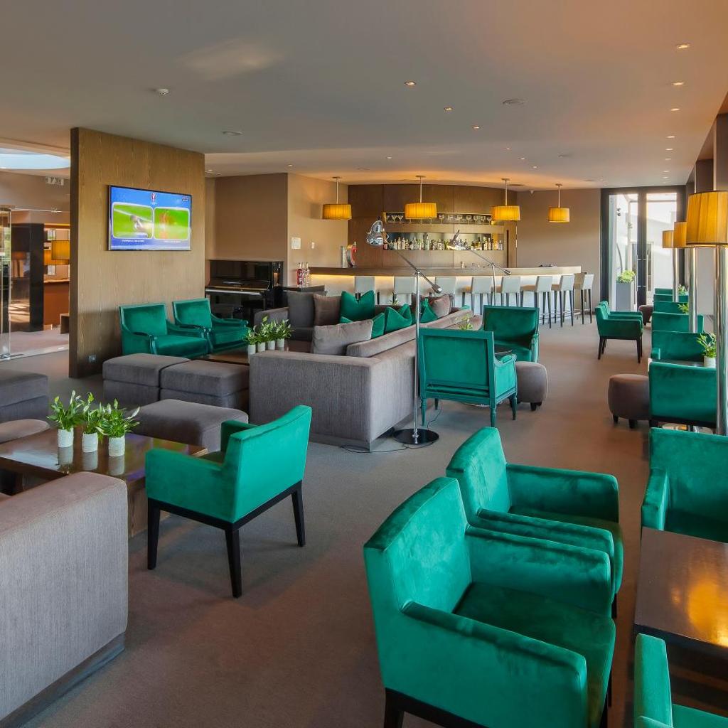 Cidnay - Hotel & Executive Center — 