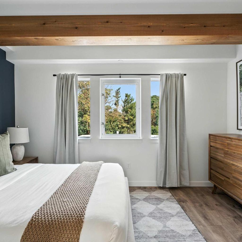 Photograph of The Adelynn- New Lux Build in Center of PDX