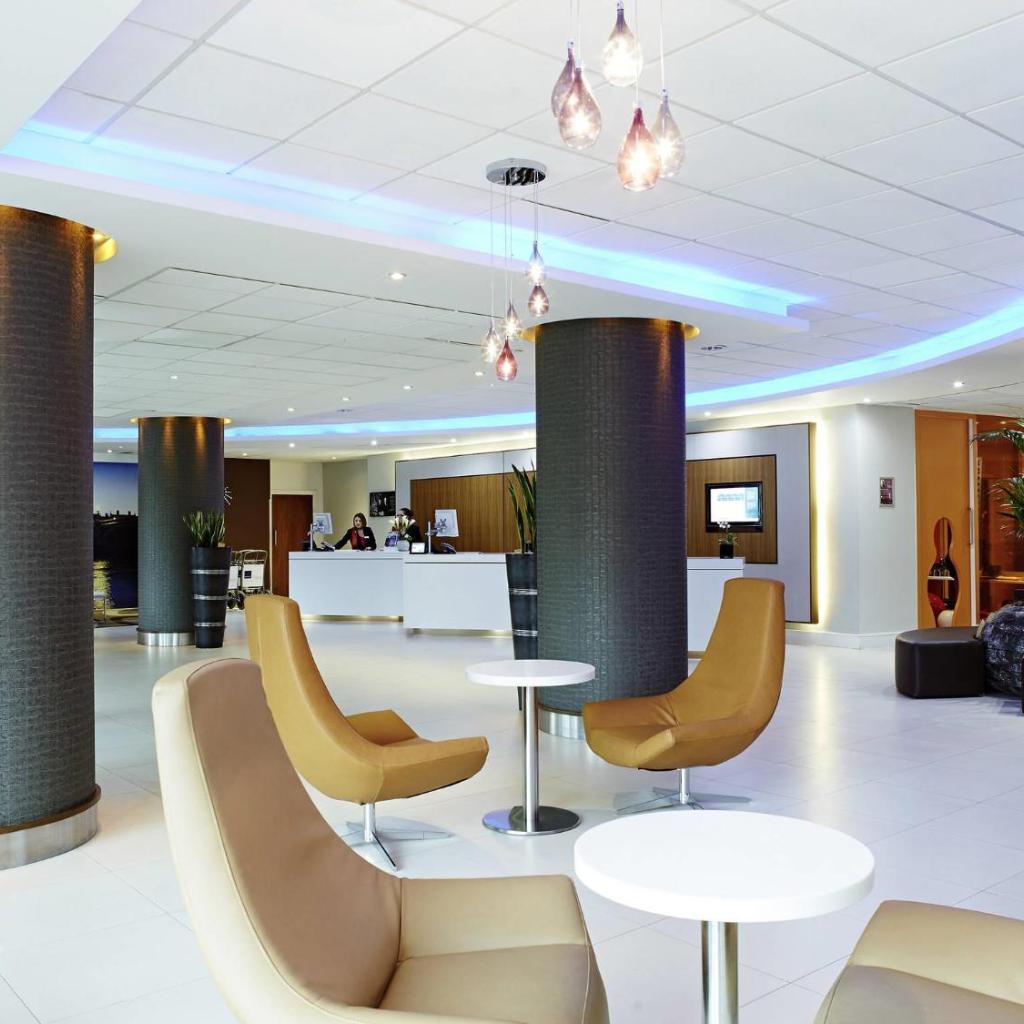 Photograph of Novotel London Waterloo