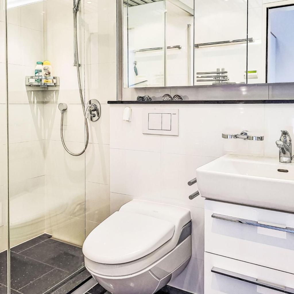 Image 21 - Apartment La Perla by Interhome
