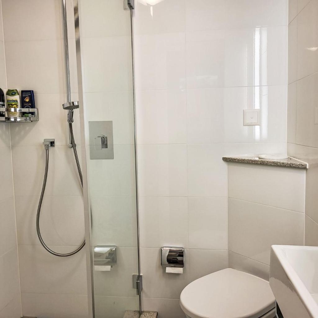 Image 29 - Apartment La Perla by Interhome