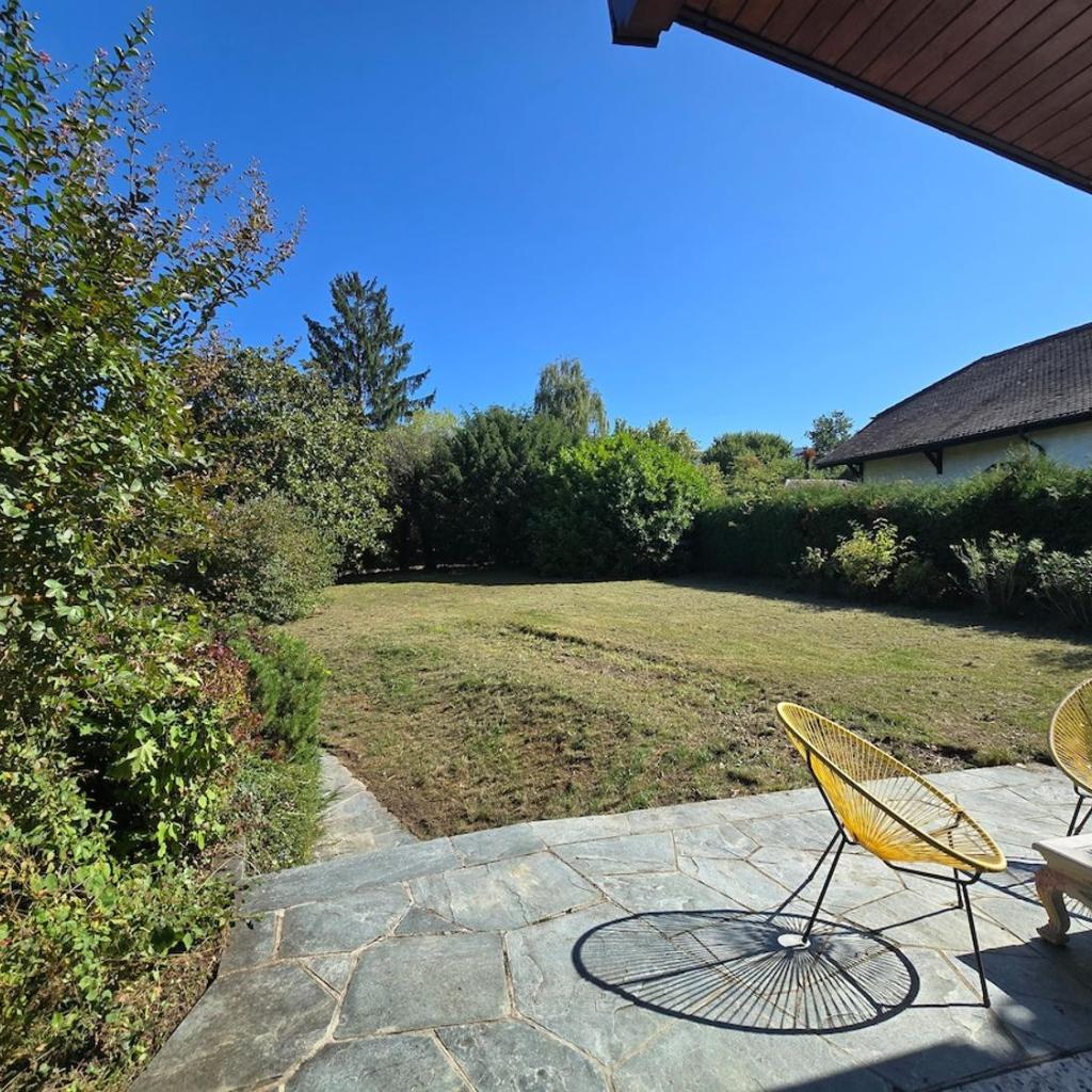 Photograph of Peaceful family villa close to Geneva city center