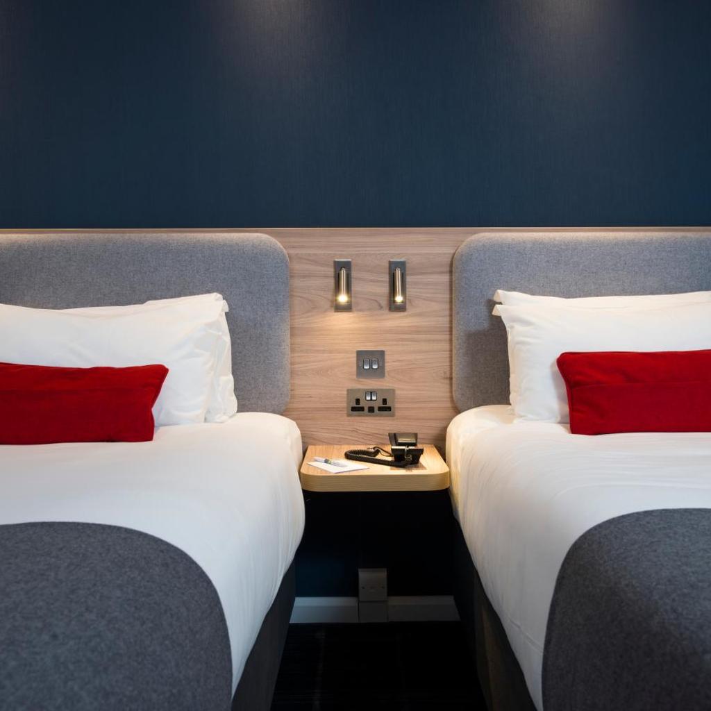 Photograph of Holiday Inn Express London-Hammersmith by IHG