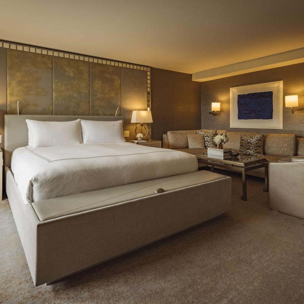 Photograph of L'Ermitage Beverly Hills