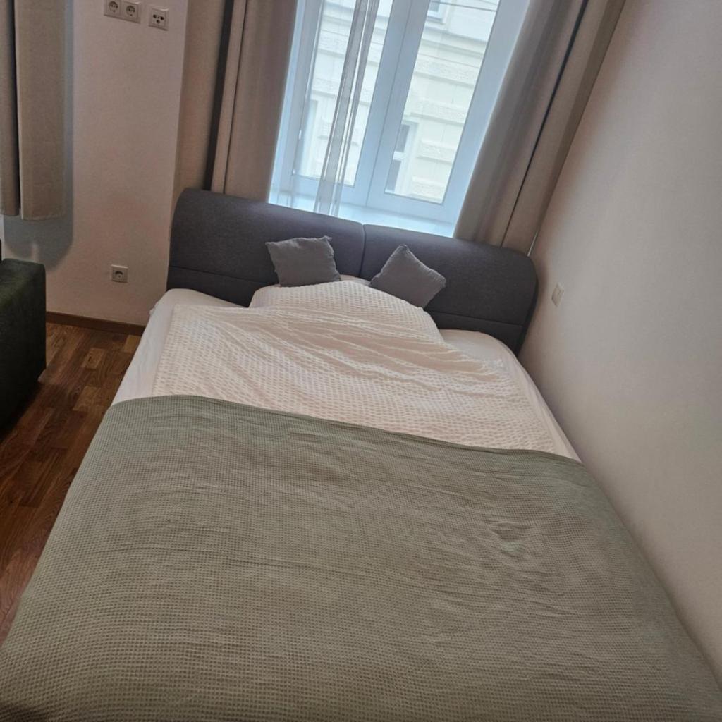 Photograph of Studioapartment Wien West - 15 minutes to Stephansdom and Schönbrunn