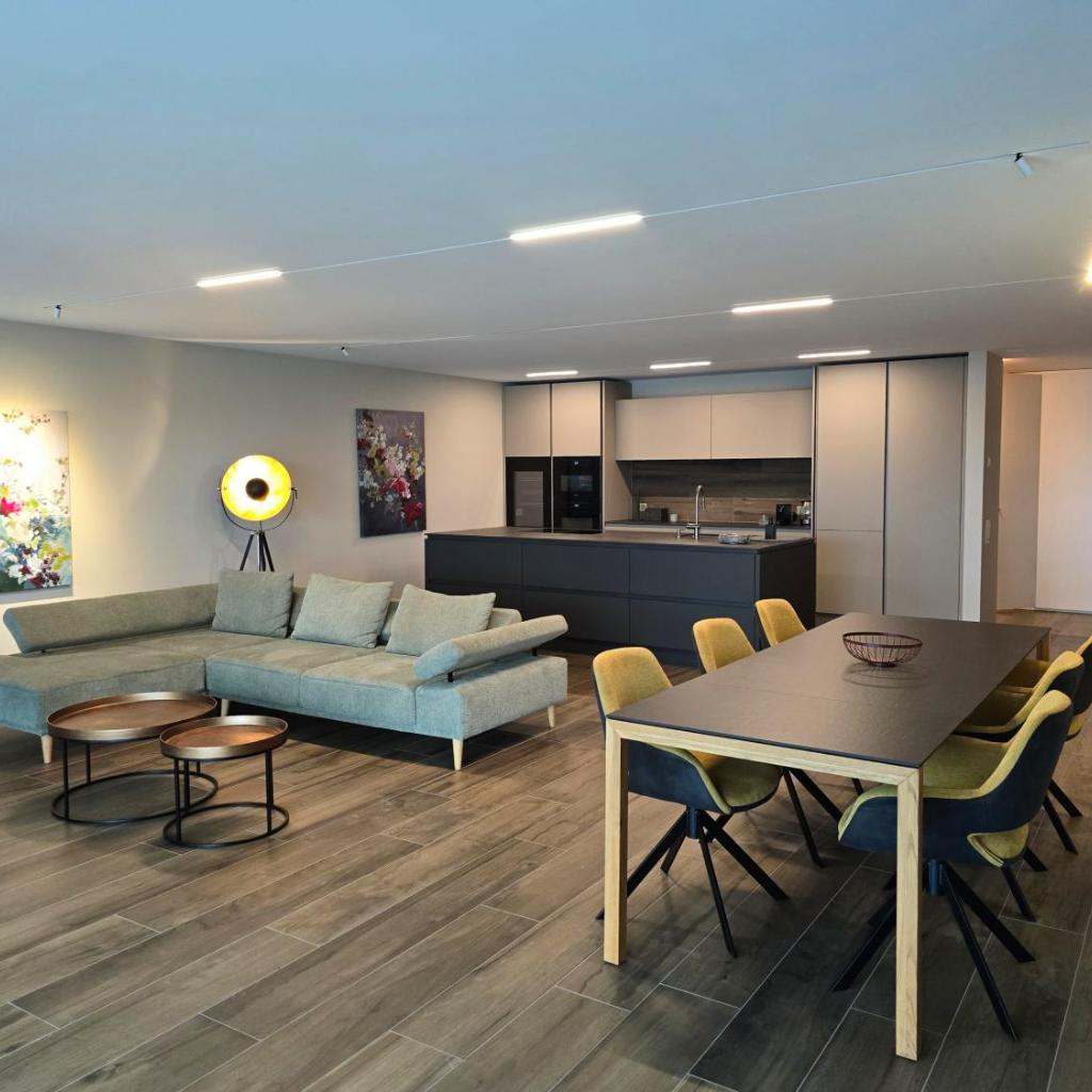Image 4 - Luxury Lake View Apartment Minusio by HolAp