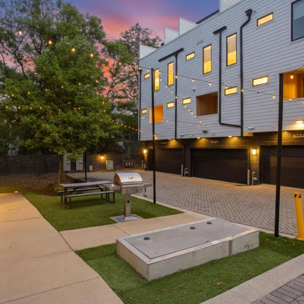 Photograph of EARTH at 8th & Argyle Elite Nashville Vacation Spot