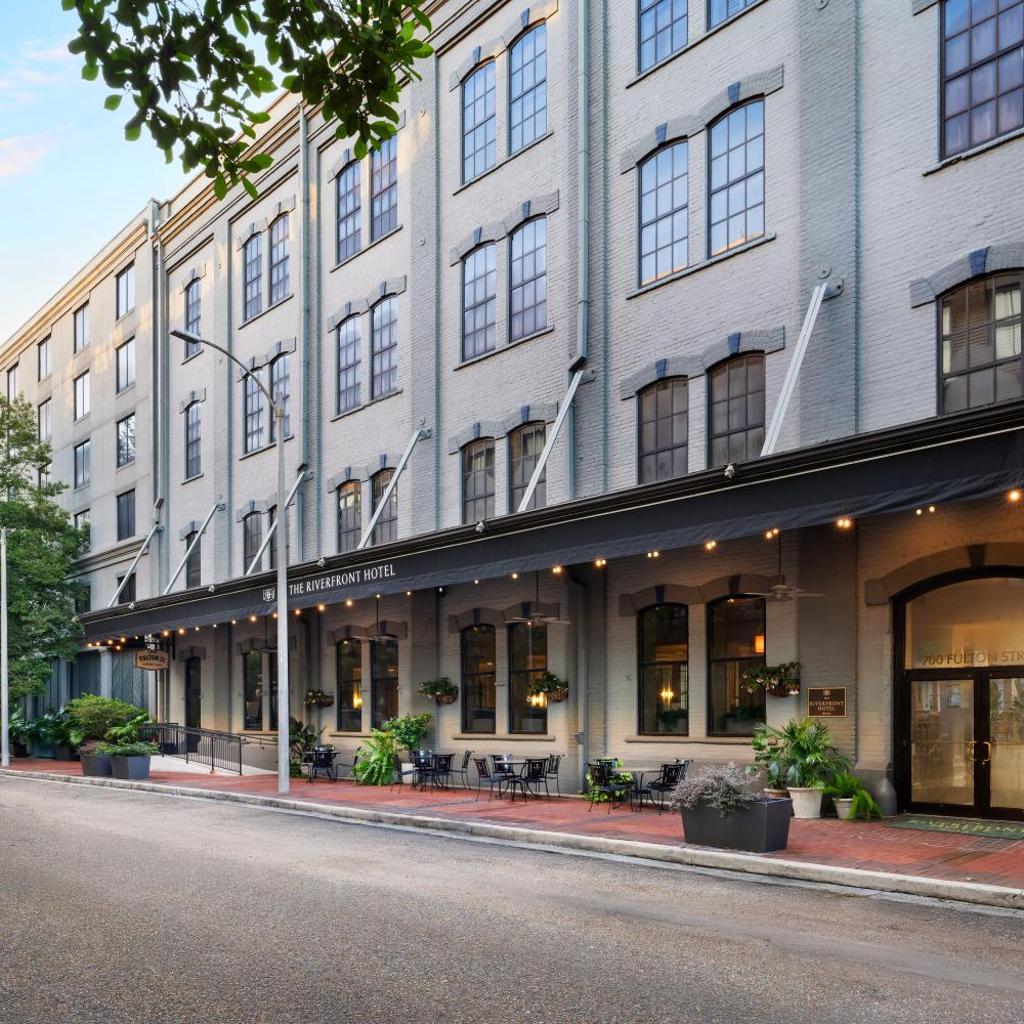 Photograph of The Riverfront Hotel New Orleans