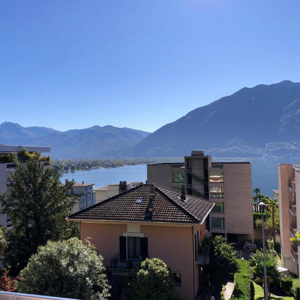 Image 2 - Casa Verbanella by HolAp