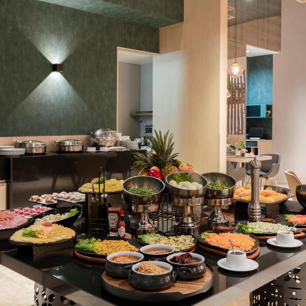 Holiday Inn Bogota Airport by IHG — 