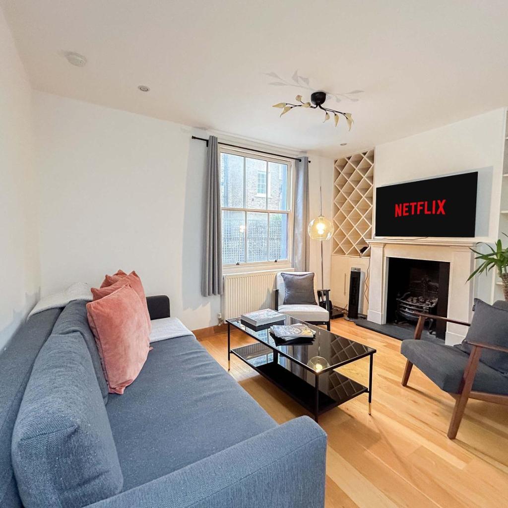 Photograph of Exceptional Mews House in Chelsea