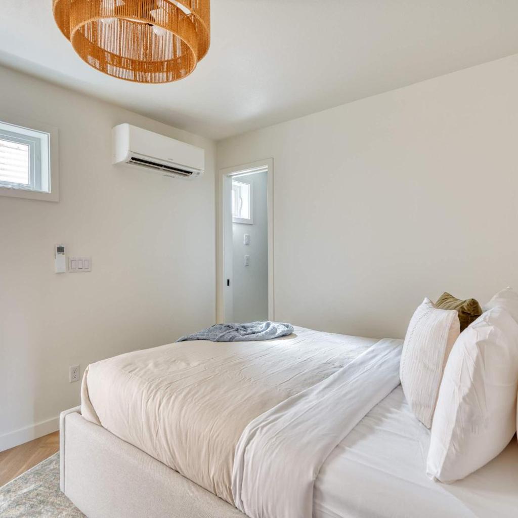 Photograph of Stay Portland - Alberta Arts District Hideaway - Stylish Studio