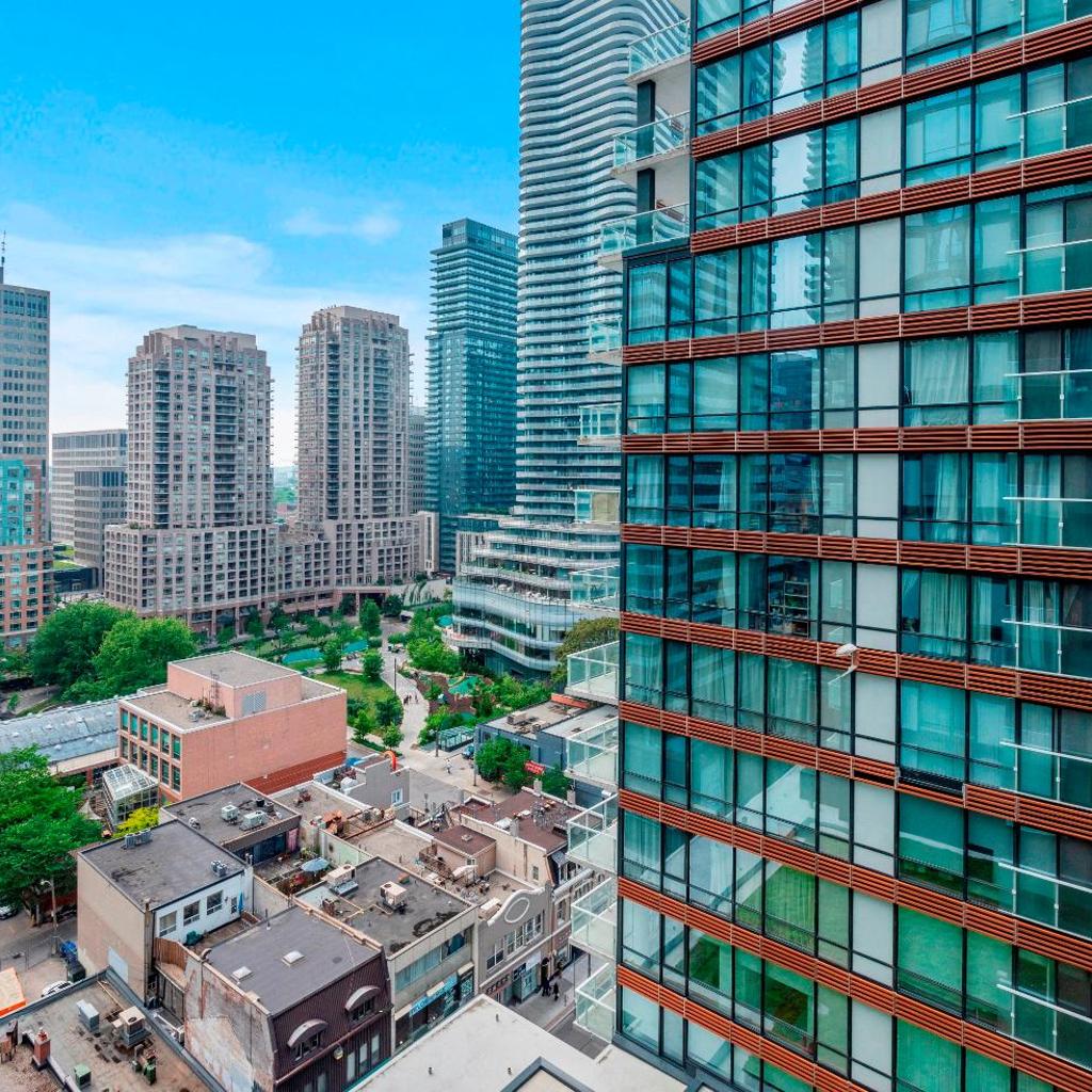 Photograph of Modern Studio Condo Yonge Street Downtown Toronto