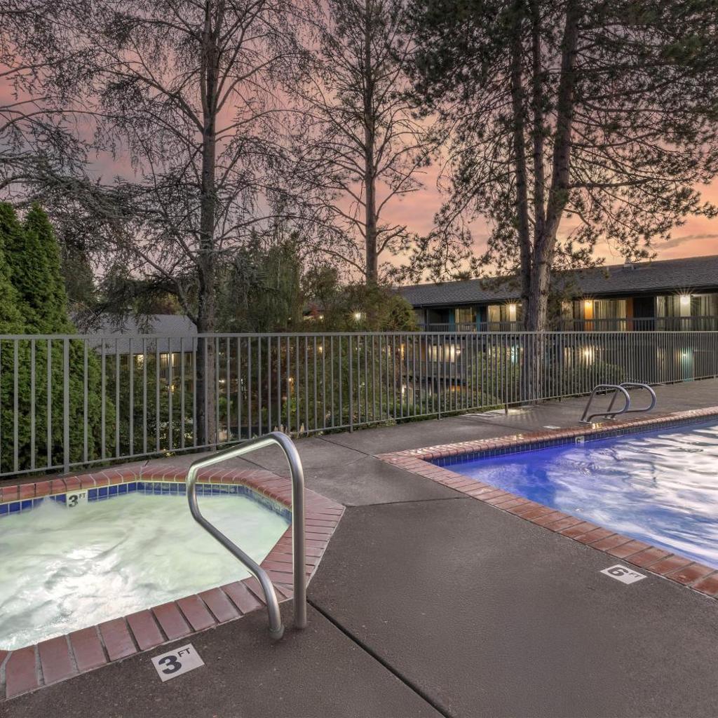 Photograph of Best Western Portland West Beaverton
