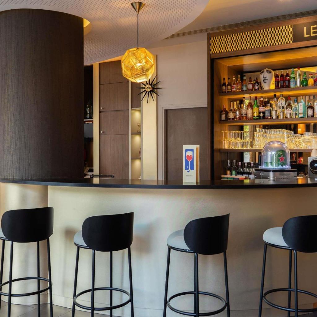 Photograph of Novotel Suites Paris Expo Porte de Versailles