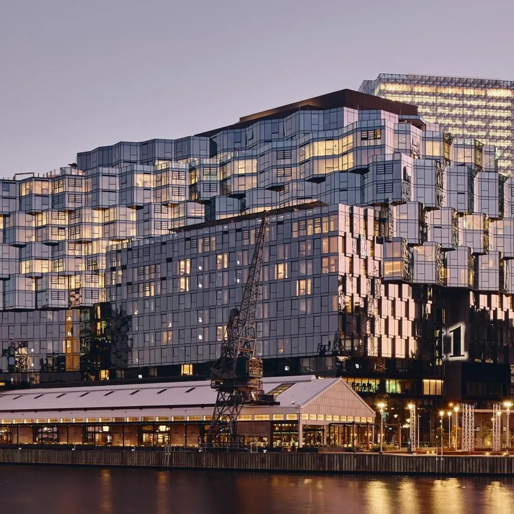 1 Hotel Melbourne