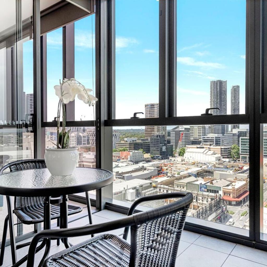 Photograph of Stylish 2BR Next to Parramatta Station with Pool