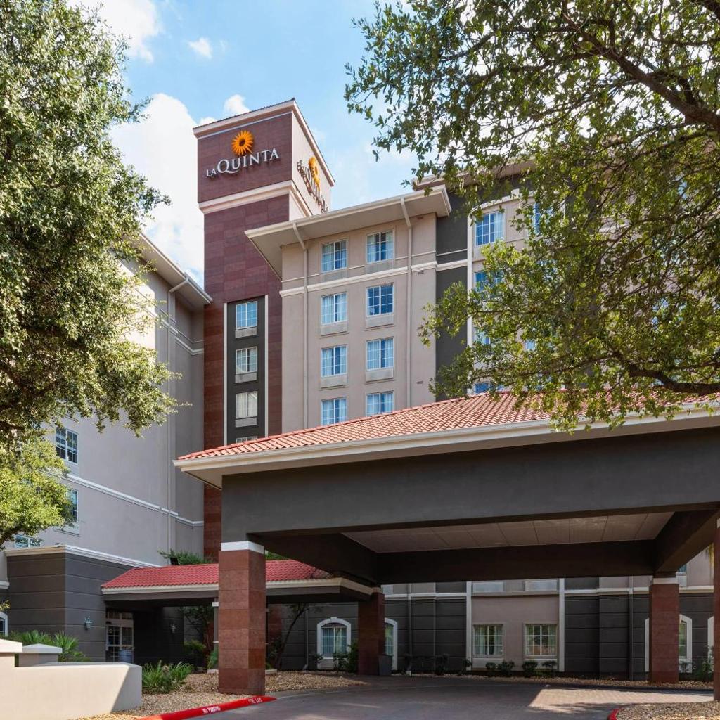Photograph of La Quinta by Wyndham San Antonio Airport