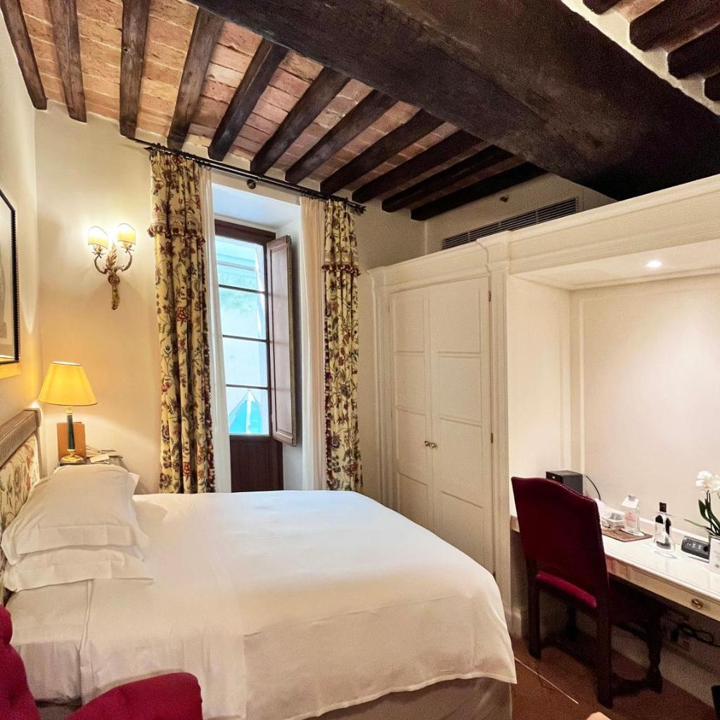 Grand Hotel Continental Siena - Starhotels Collezione — 