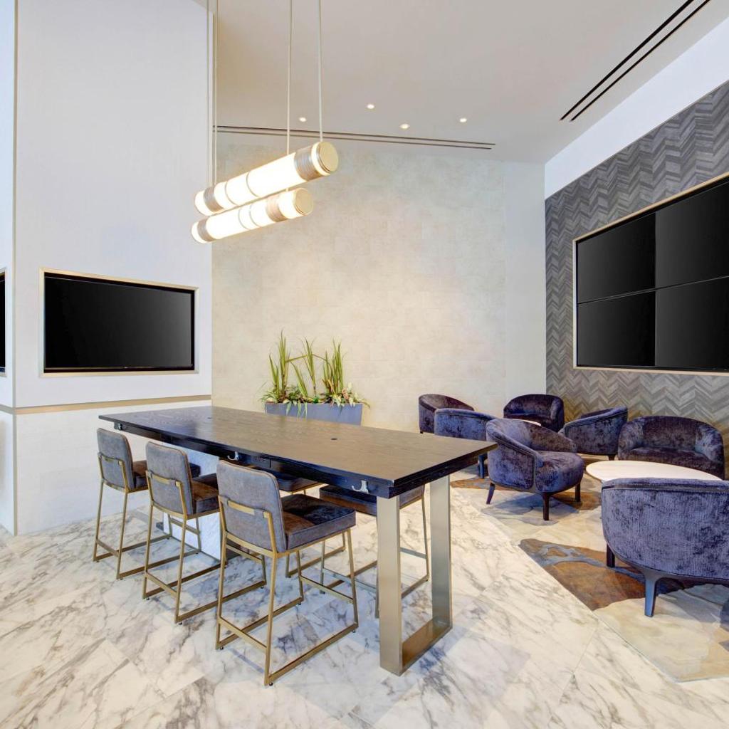 Hilton Grand Vacations Club Elara Center Strip Las Vegas — 