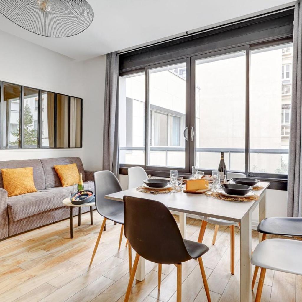 Photograph of Bluestay 58 - Superbe appartement à Paris