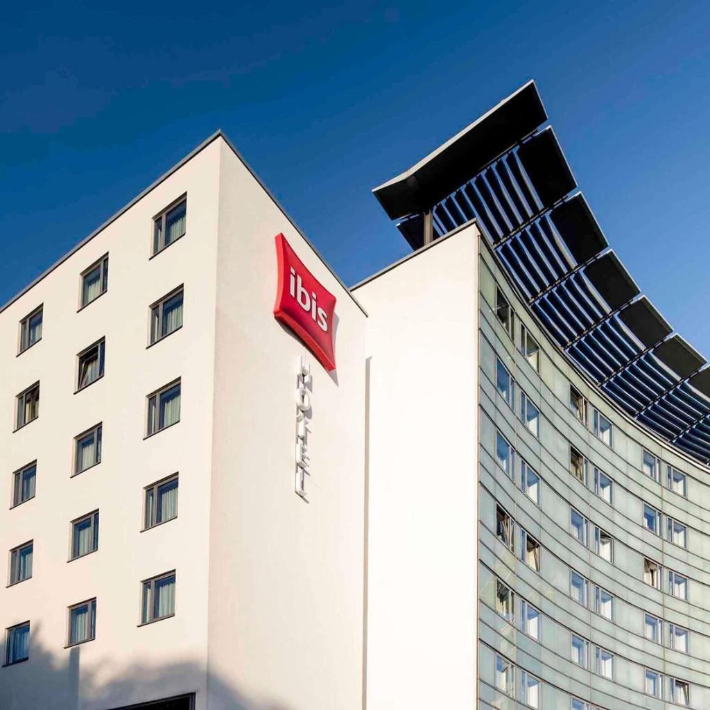 Photograph of ibis Berlin Mitte