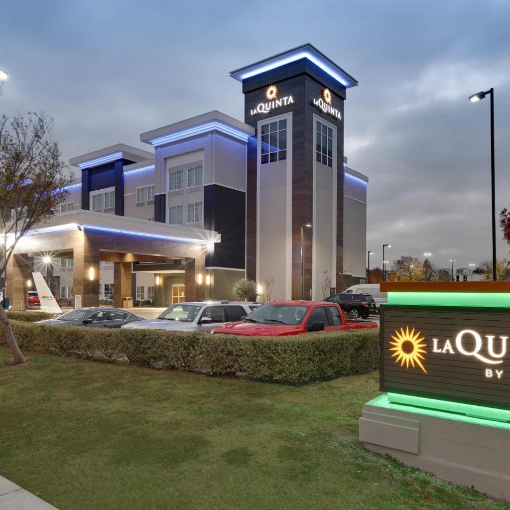Photograph of La Quinta by Wyndham Dallas Love Field